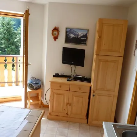Apartment 2 Pieces Avec Balcon, Depart Des Randonnees, Parking Et Ascenseur - Fr-1-573-33 *